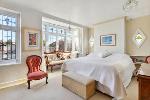 96 Kent House Road, Beckenham, BR3 1JJ