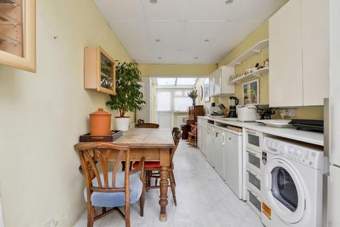 96 Kent House Road, Beckenham, BR3 1JJ