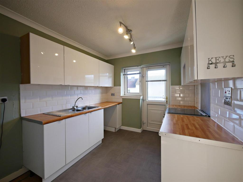 Freeland Place, Kirkintilloch, Glasgow 2 bed flat £725 pcm (£167 pw)