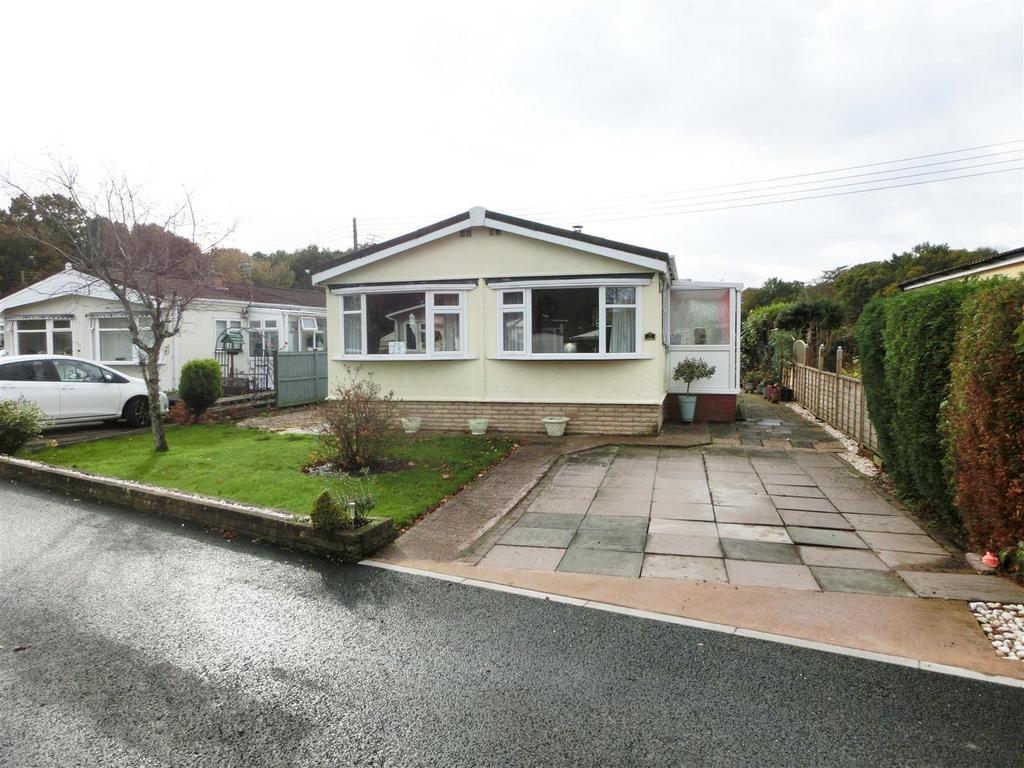 Juggins Lane, Earlswood, Solihull 2 bed park home £190,000