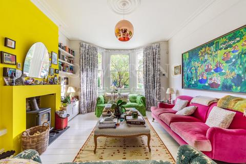 53 Wrentham Avenue, London, NW10 3HN