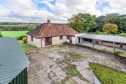 4 bedroom bungalow for sale - Lodge Lane, Axminster