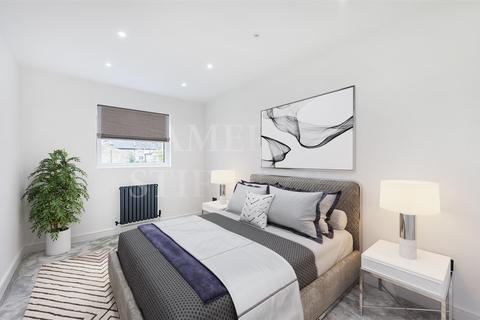 3 bedroom flat for sale - Lechmere Road, London, NW2
