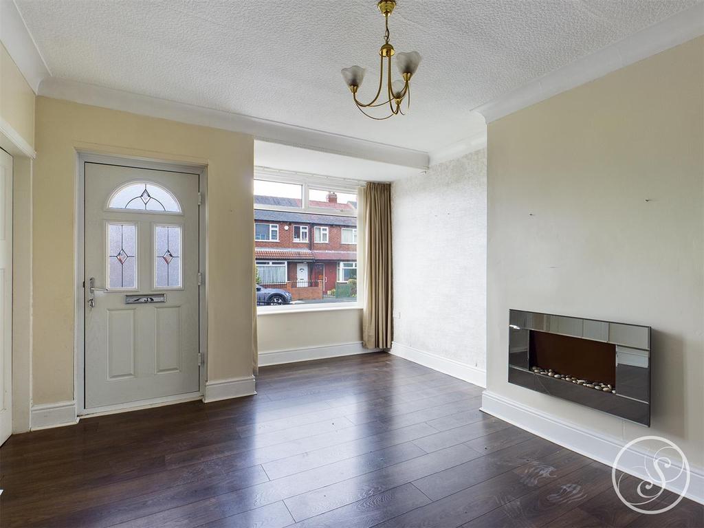 Dawlish Terrace, Leeds 3 bed terraced house £850 pcm (£196 pw)