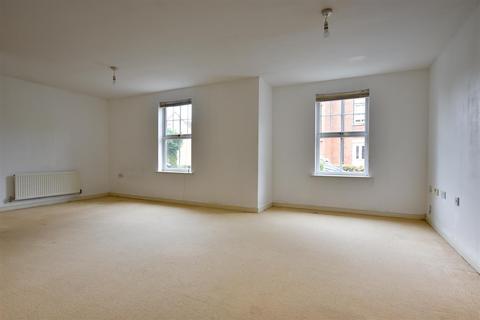 2 bedroom flat to rent - St. Rochus Drive, Wellingborough