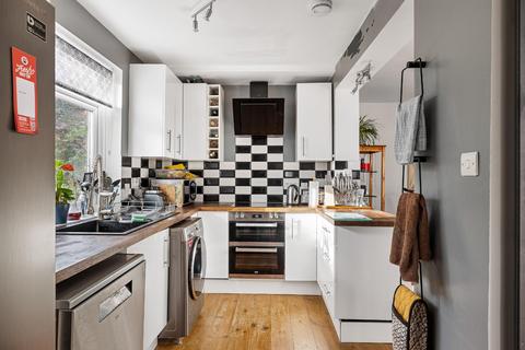 16 Ashdene Avenue, Bristol, BS5 6QH