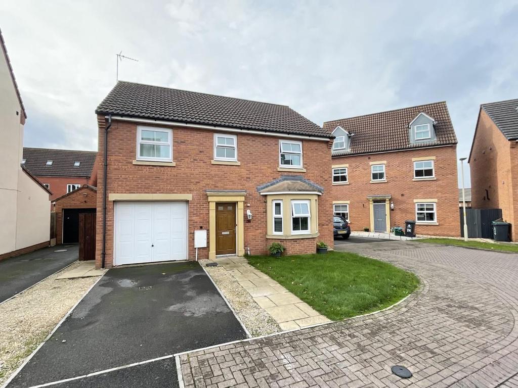 Windfall Way, Elmbridge, Gloucester 4 bed detached house £425,000
