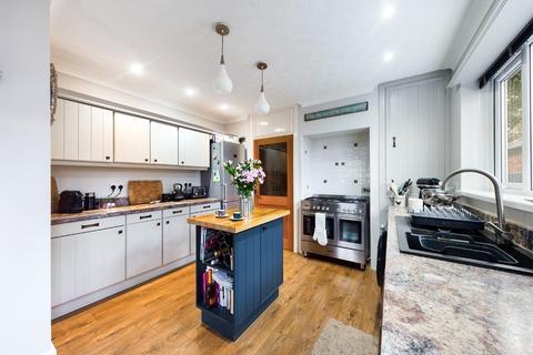 237 Queensgate, Bridlington, YO16 6RG