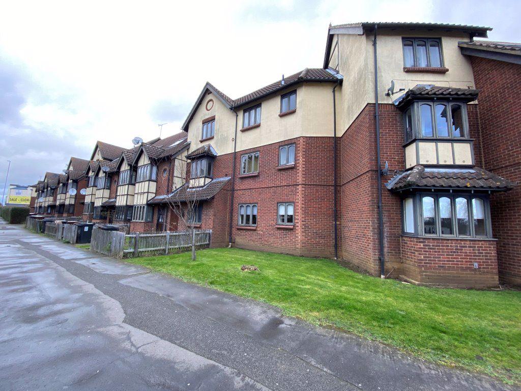 Rockinghams Mews, Corby 1 bed flat £650 pcm (£150 pw)