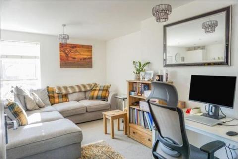 2 bedroom flat to rent, Charles Arden Close, Southampton