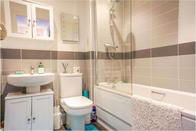 Bathroom.jpeg