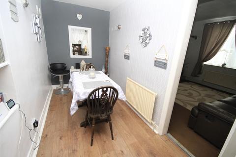 14 Ashbourne Mount, Bradford, BD2 4AS