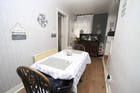 14 Ashbourne Mount, Bradford, BD2 4AS