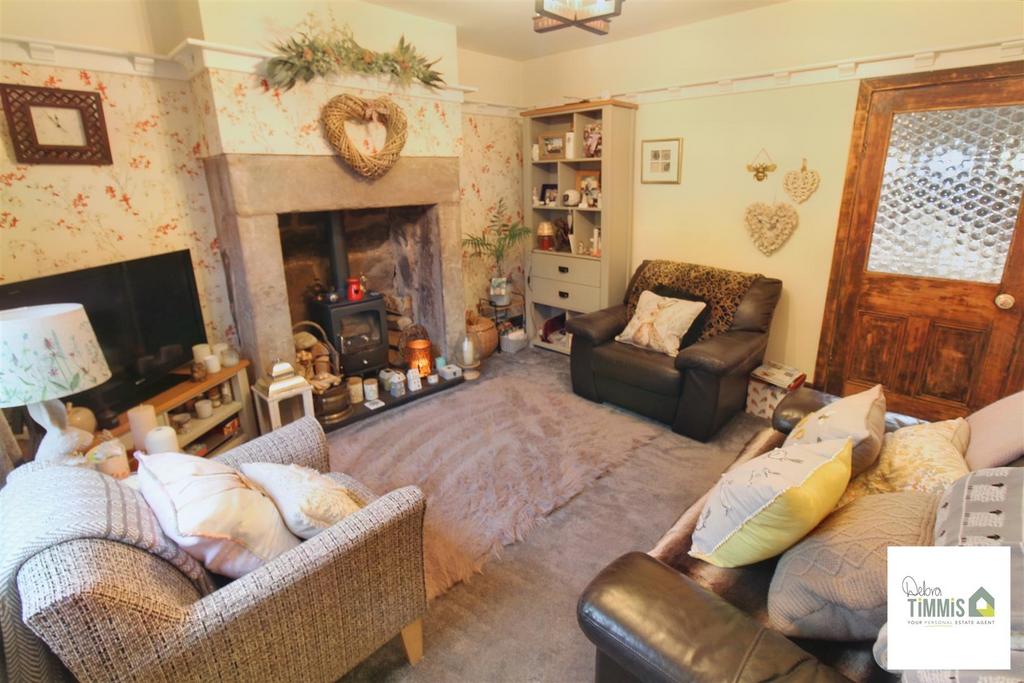 St. Annes Vale, Brown Edge, StokeOnTrent 3 bed cottage for sale £
