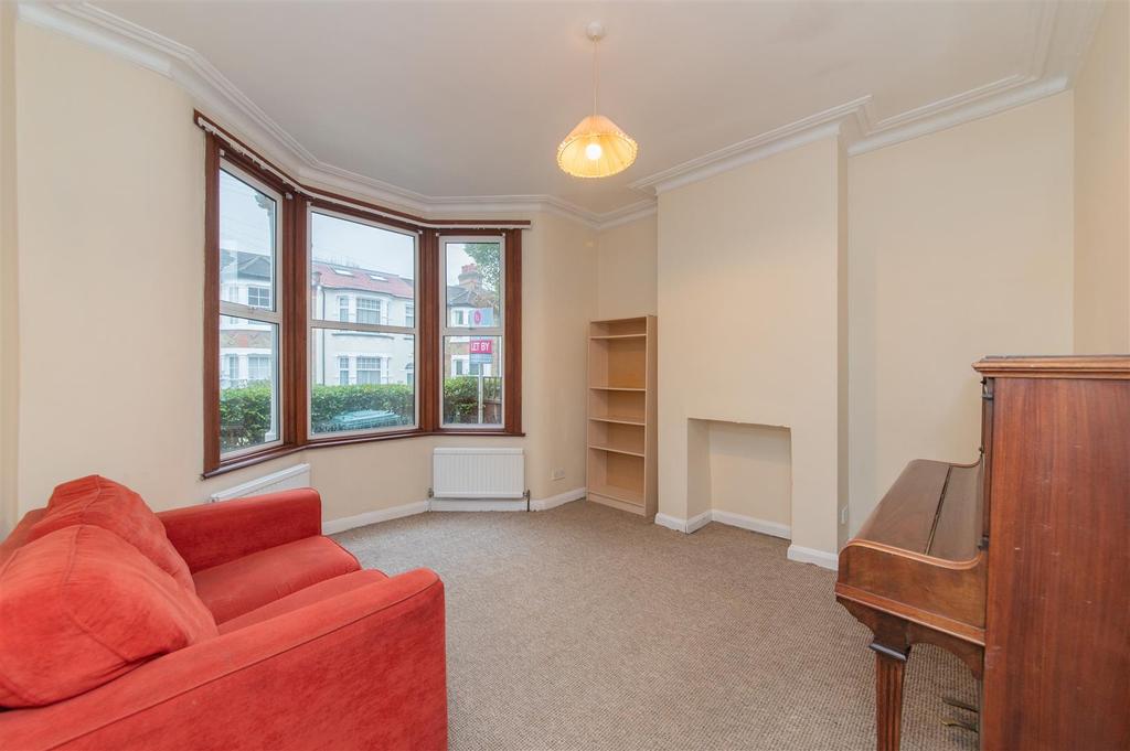 New Trinity Road, East Finchley 3 bed terraced house £749,000