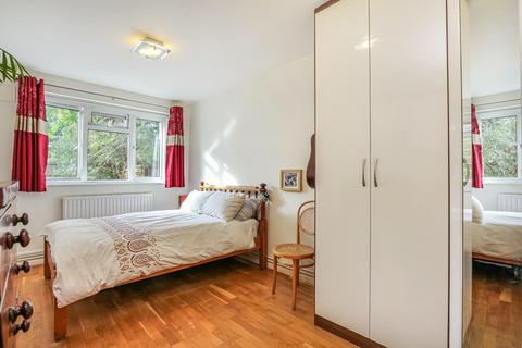 Flat 35, Boundary House Bethwin Road, London, SE5 0YD
