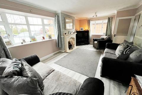 11 The Pastures, Northampton, NN2 8DD