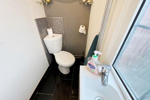 11 The Pastures, Northampton, NN2 8DD