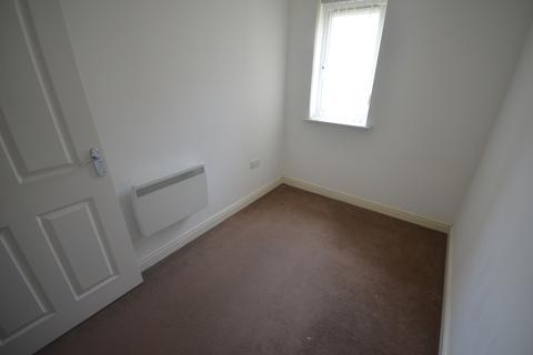 2 bedroom apartment to rent - St. Michaels View,Widnes,WA8 8GX