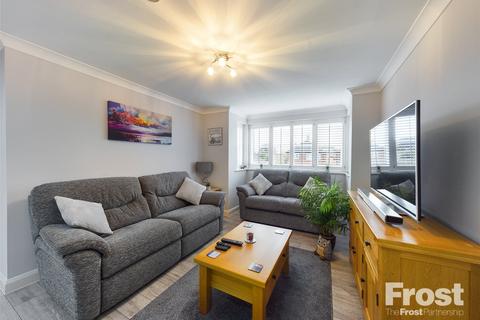 2 bedroom apartment to rent - Christine Court, 111-113 Feltham Hill Road, Ashford, Surrey, TW15