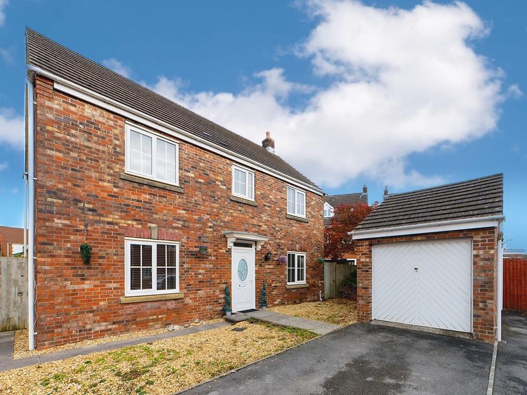 Y Llanerch, Pontlliw, Swansea, SA4 4 bed detached house for sale £325,000