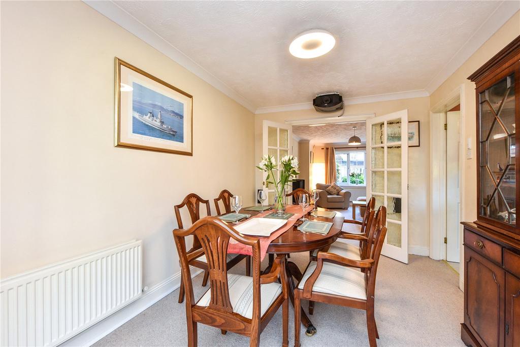 Lower Mead, Petersfield, Hampshire 4 bed detached house £750,000