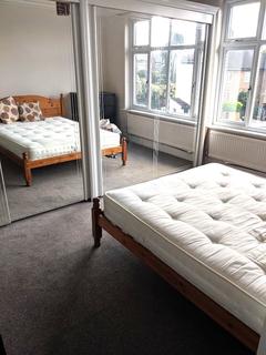 14 Gunnersbury Lane, London, W3 8EB