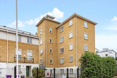 2 bedroom apartment to rent, Island Row, E14