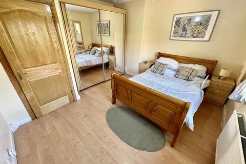 77 Dalry Road, Kilbirnie, KA25 6JB