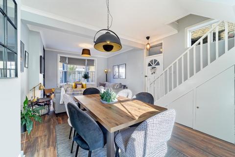 13 Eastbourne Road, Brentford, TW8 9PG