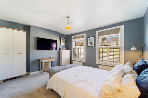 13 Eastbourne Road, Brentford, TW8 9PG