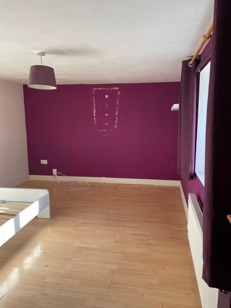 Studio Flat Birmingham All Bills... Studio £950 pcm (£219 pw)