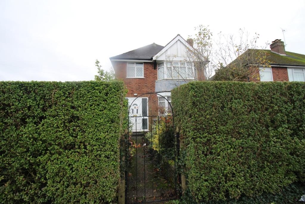 Spring Grove Crescent, Kidderminster, DY11 3 bed detached house for