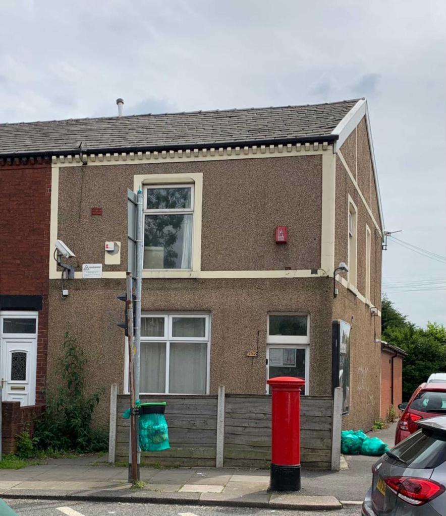 Plodder Lane, Bolton 5 bed house share to rent £412 pcm (£95 pw)