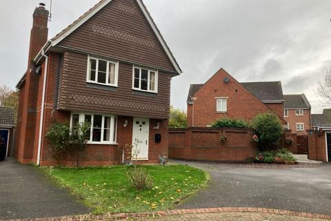 27 Ashton Close, Daventry, NN11 9YW