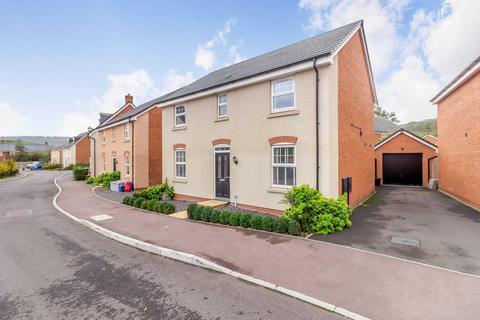 4 bedroom detached house for sale - Acer Way, Monmouth