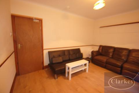 undefined, Victoria Park road, Winton