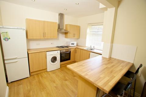 5 bedroom semi-detached house to rent, BILLS INCLUDED - Winston Mount, Headingley, Leeds, LS6