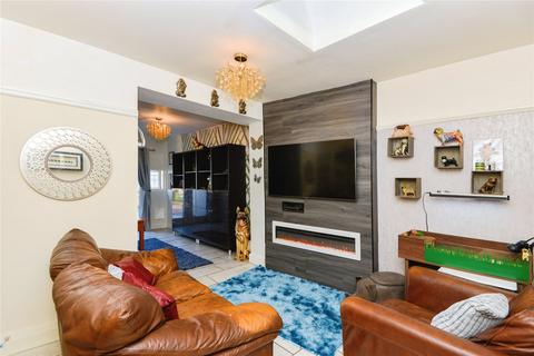 3 bedroom bungalow for sale - Lancaster Road, Morecambe, Lancashire, LA4