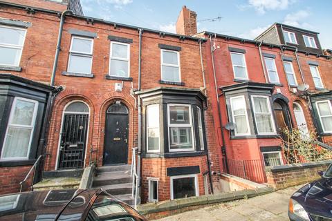 6 bedroom terraced house to rent, BILLS INCLUDED - Ebberston Terrace, Hyde Park, Leeds, LS6