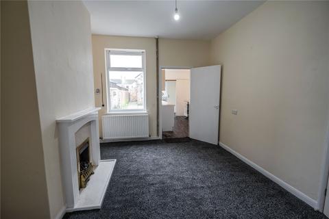 3 bedroom terraced house to rent, Armstrong Street, Grimsby, Lincolnshire, DN31
