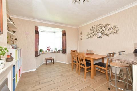 3 bedroom semi-detached house for sale - Exton Road, Chichester, West Sussex