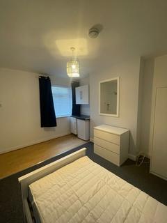 1 bedroom in a house share to rent - Radford Road, Radford, Coventry , CV6