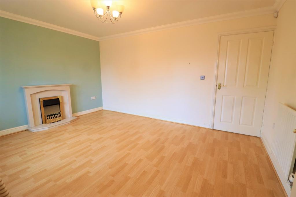 Cranbourne Drive, Redcar, TS10 3 bed house £750 pcm (£173 pw)