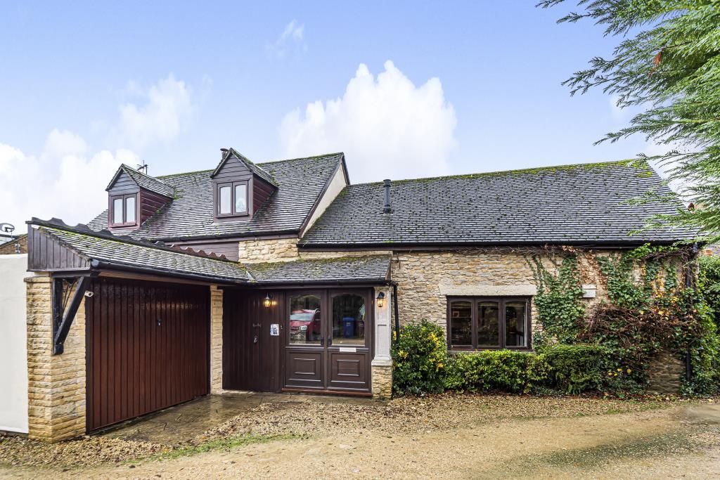 Bletchingdon, Oxfordshire, OX5 3 bed cottage £650,000