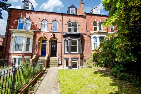 6 bedroom terraced house to rent, BILLS INCLUDED - Bainbrigge Road, Headingley, Leeds, LS6