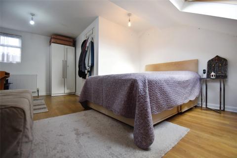 5 bedroom terraced house for sale - Washington Avenue, London, E12