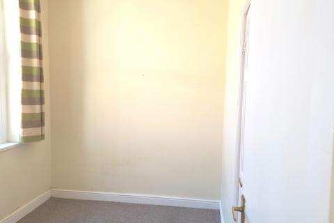 1 bedroom flat to rent, Gray Road, Hendon, Sunderland, SR2