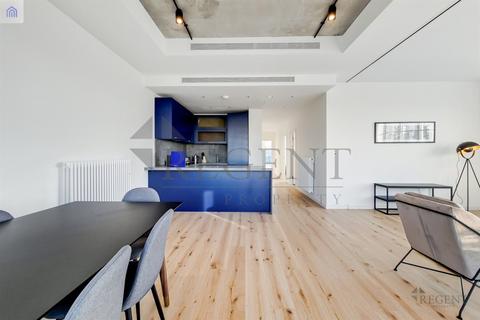 3 bedroom apartment to rent, Douglass Tower, Goodluck Hope Walk, E14