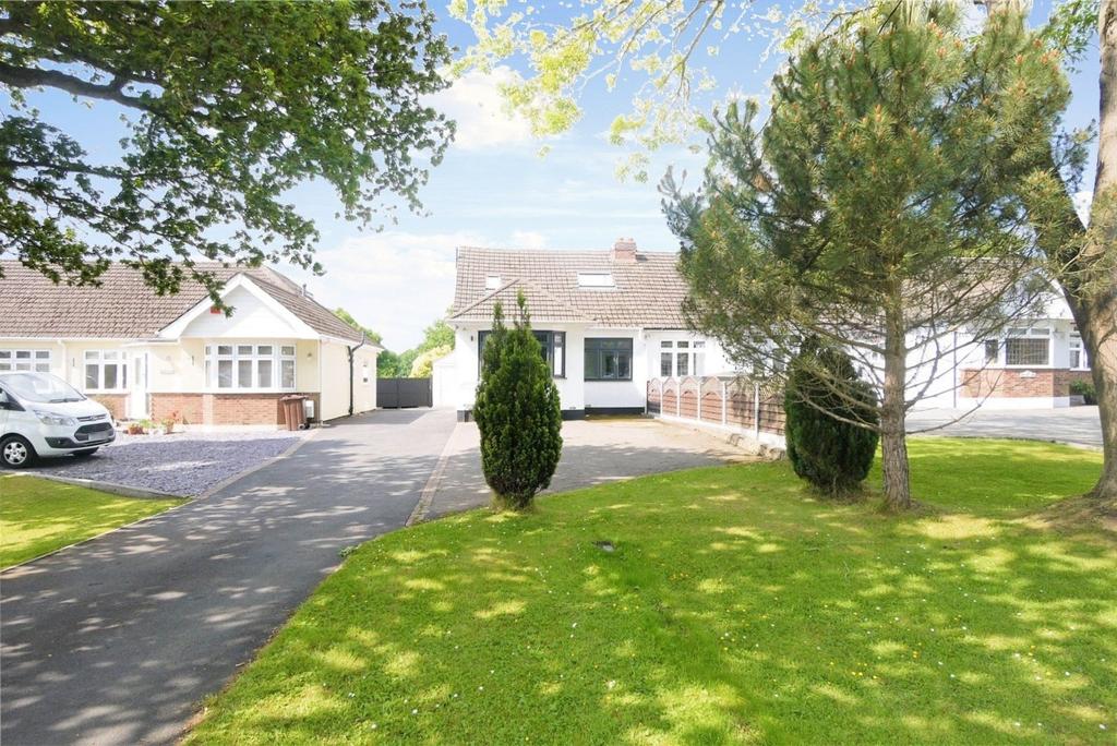 Wyatts Green Road, Wyatts Green, Brentwood, Essex, CM15 4 bed semi